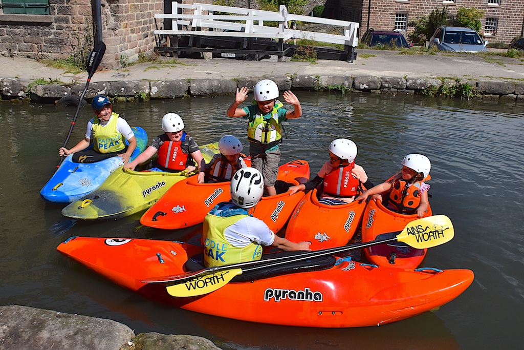 Over the August Bank Holiday weekend ( 28-30th ) local charity Paddle Peak are giving Derbyshire youngsters the opportunity to try kayaking on the Cromford Canal, free of charge as part of Cromford Mills Adventure Weekend.